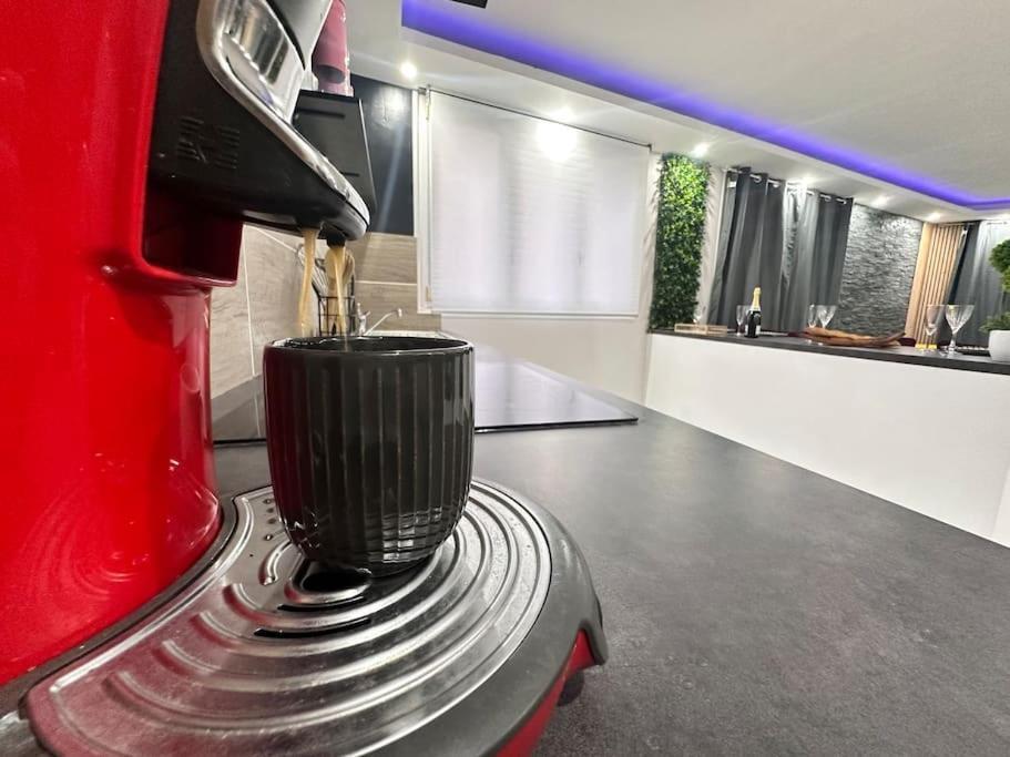 E Servagnat T3 Luxe Avec Sauna Jacuzzi Et Hammam Épernay Exteriör bild