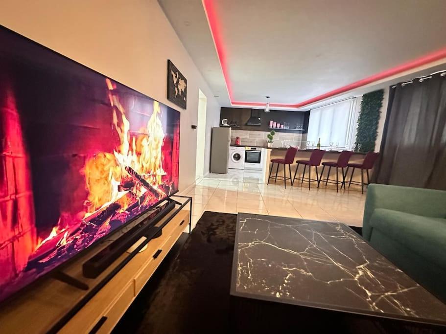 E Servagnat T3 Luxe Avec Sauna Jacuzzi Et Hammam Épernay Exteriör bild